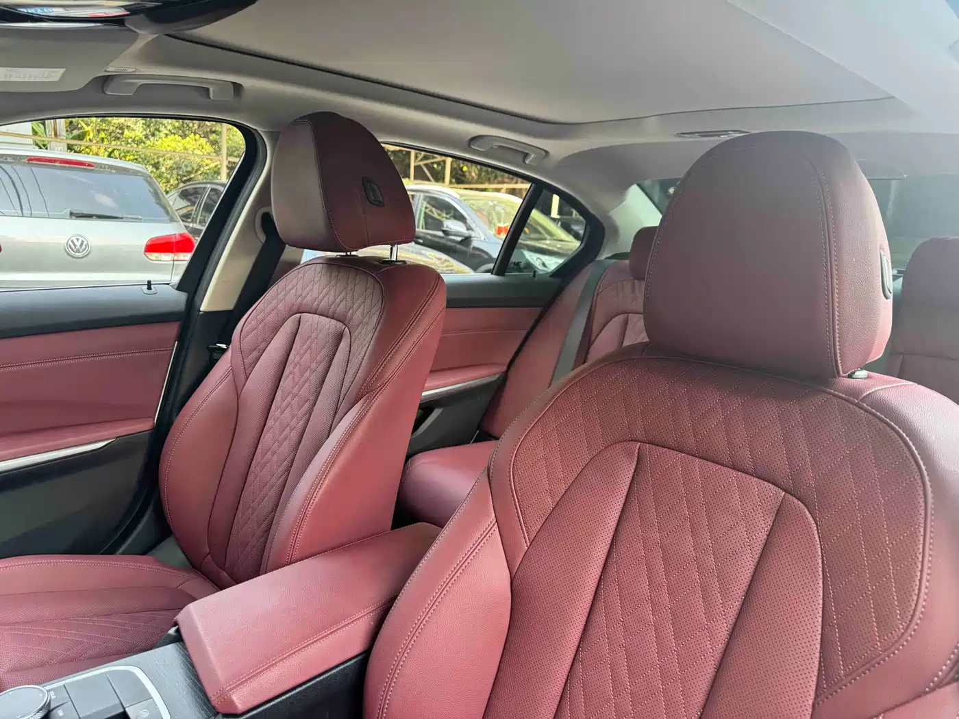 BMW 3 Series 2025 325Li M Sport Package фото 9