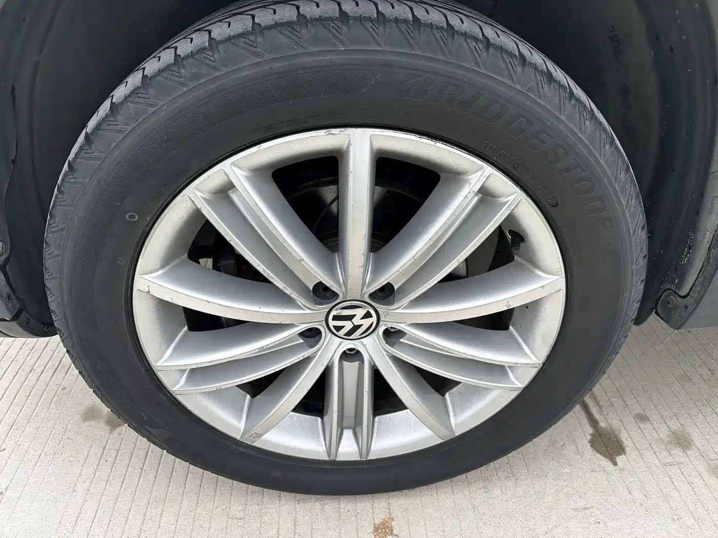 Volkswagen Tiguan 2015 2.0TSI Comfort Edition фото 12