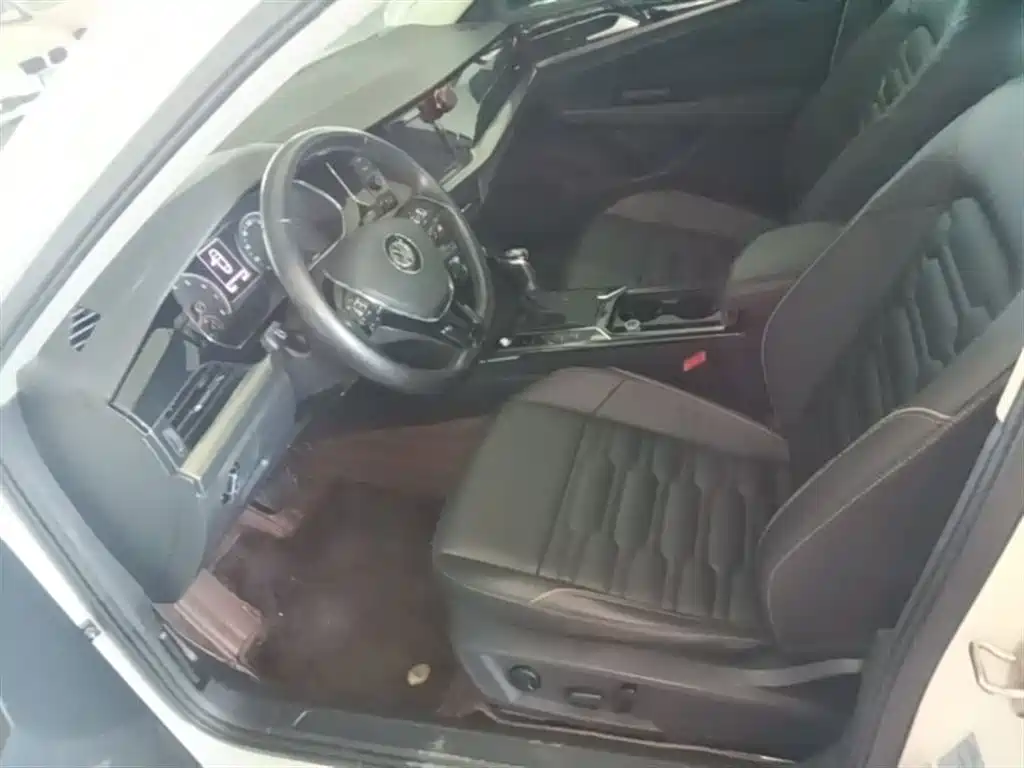 Volkswagen Passat 2019 330TSI Elite Version China VI фото 15