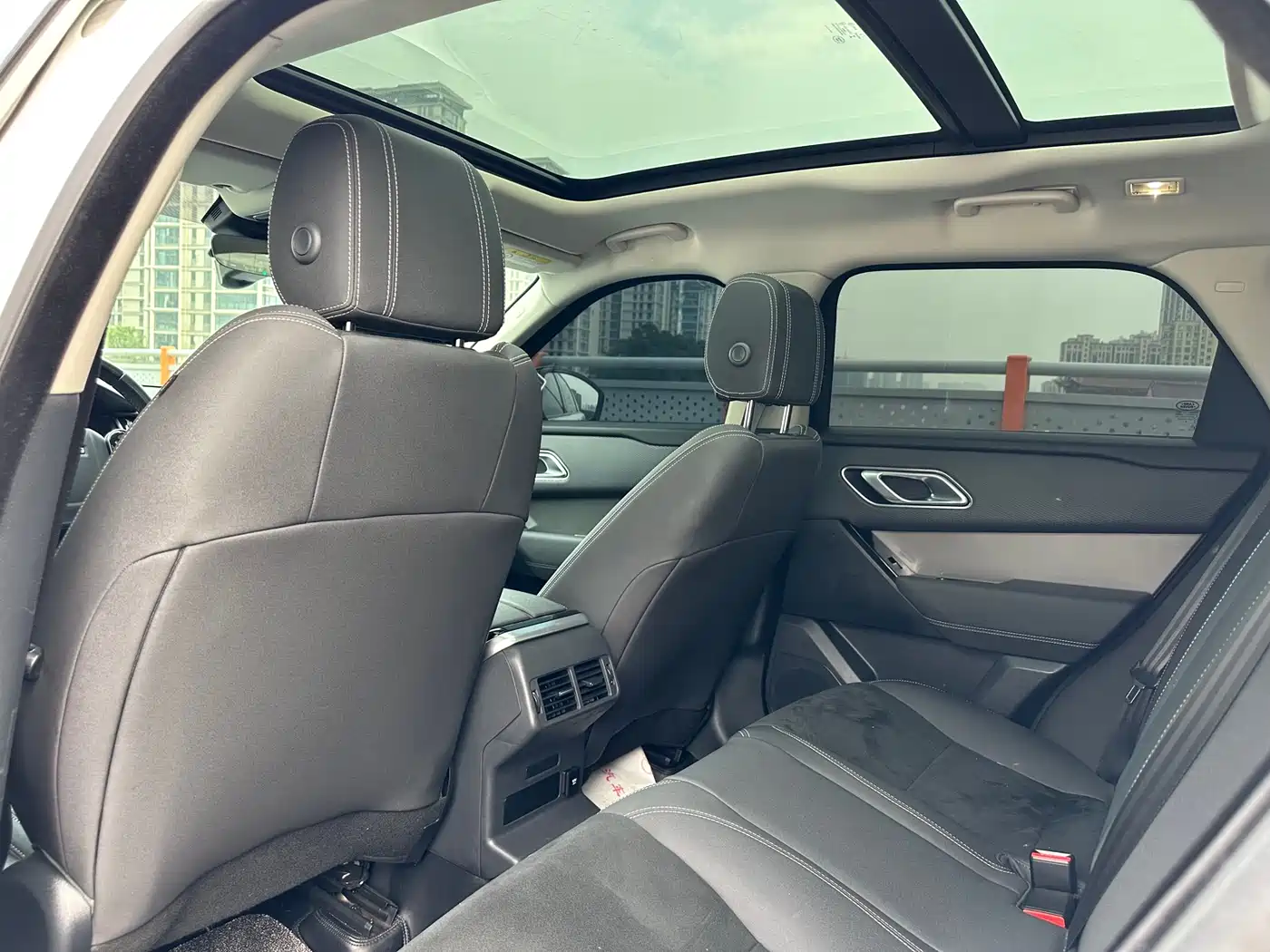 Land Rover Range Rover Velar 2020 P250 фото 7