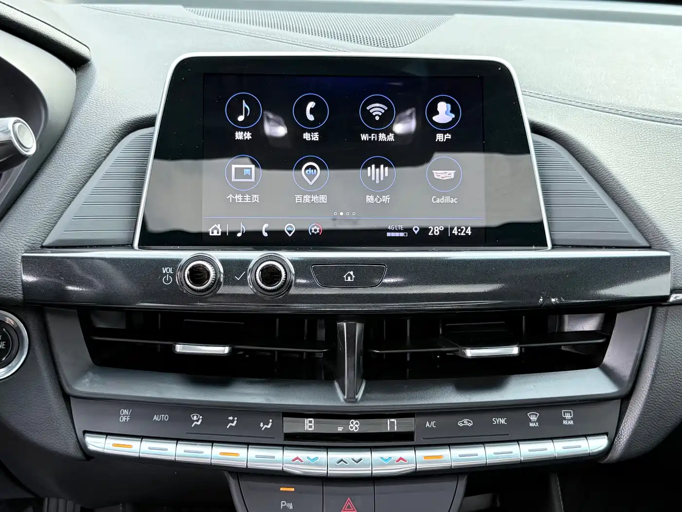 Cadillac CT4 2022 2022 28T Fashion Style