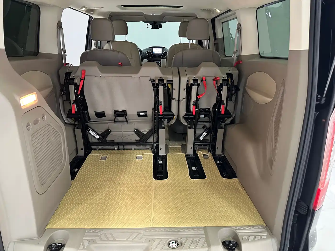 Ford Tourneo 2016 2.0T Manual Elite Edition фото 14
