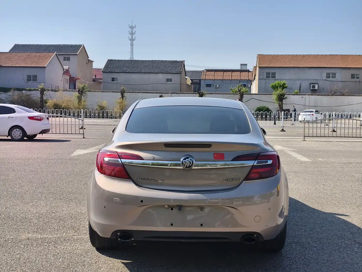 Buick Regal 2015 1.6T Leading Tech Edition фото 5