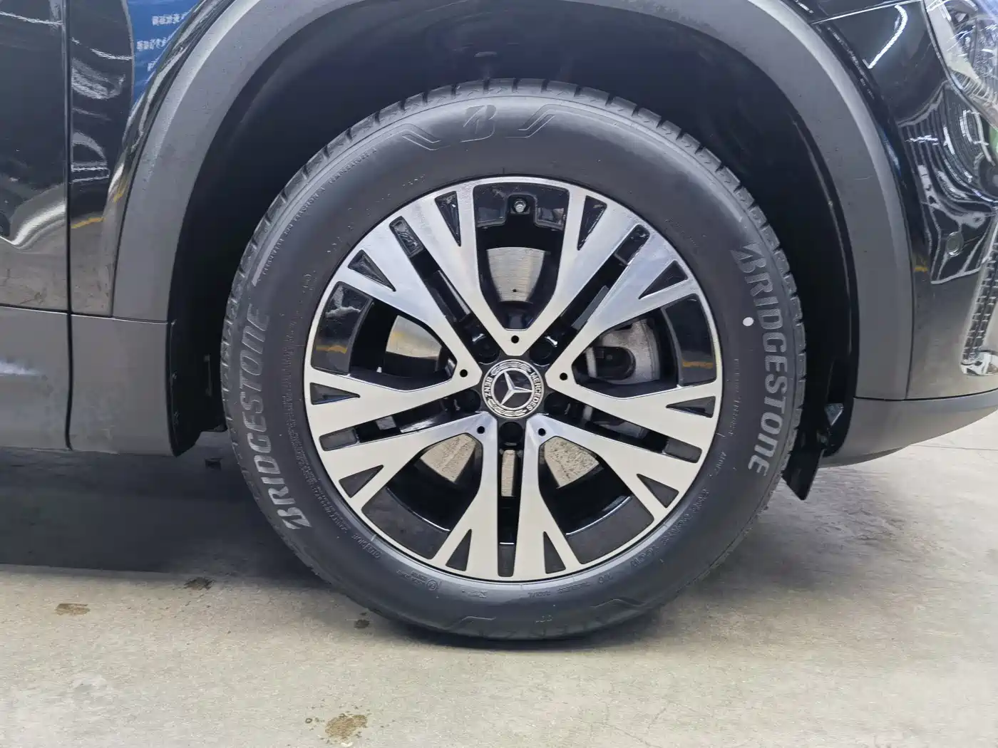Mercedes-Benz GLB 2024 Facelift GLB 220 Dynamic фото 17