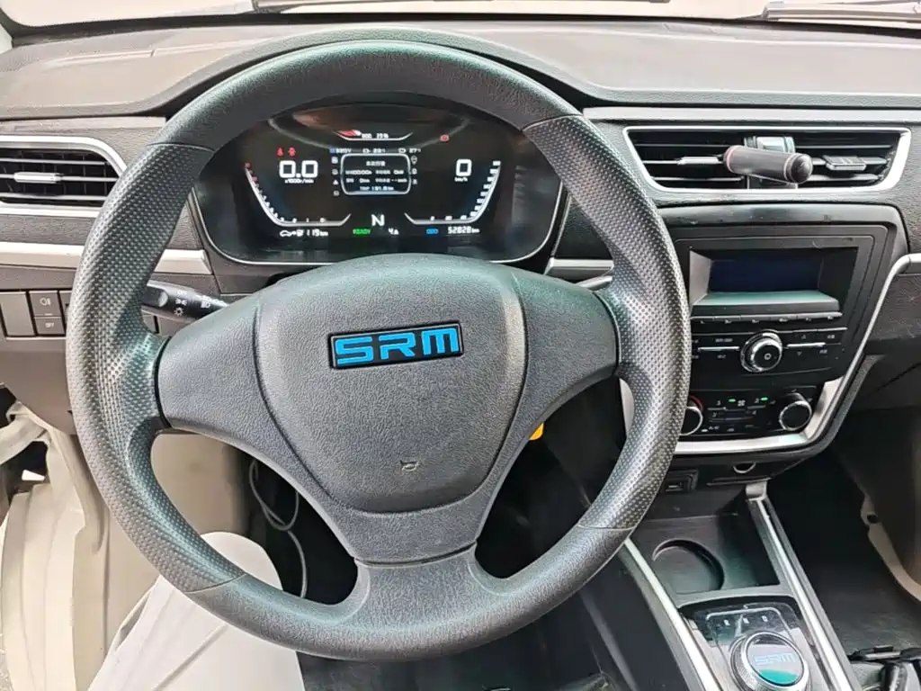 SRM Xinyuan Good Luck 2025 2025 Voyage Edition BYD 42.3kWh 305km 6-seater