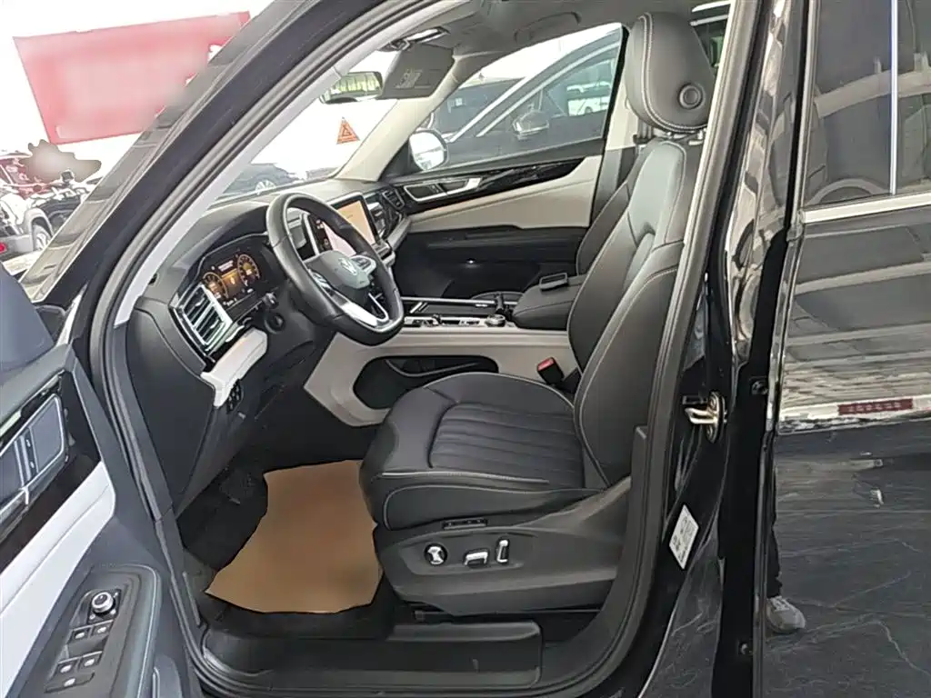 VOLKSWAGEN TOURANG