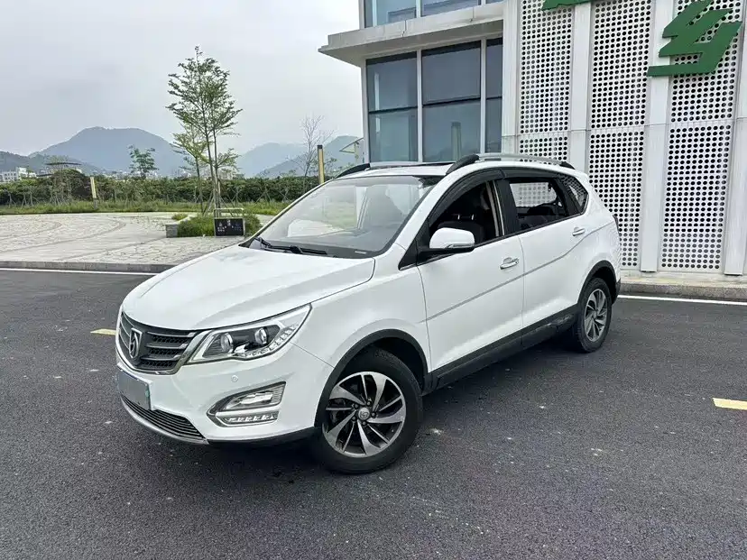 2017 Baojun 560