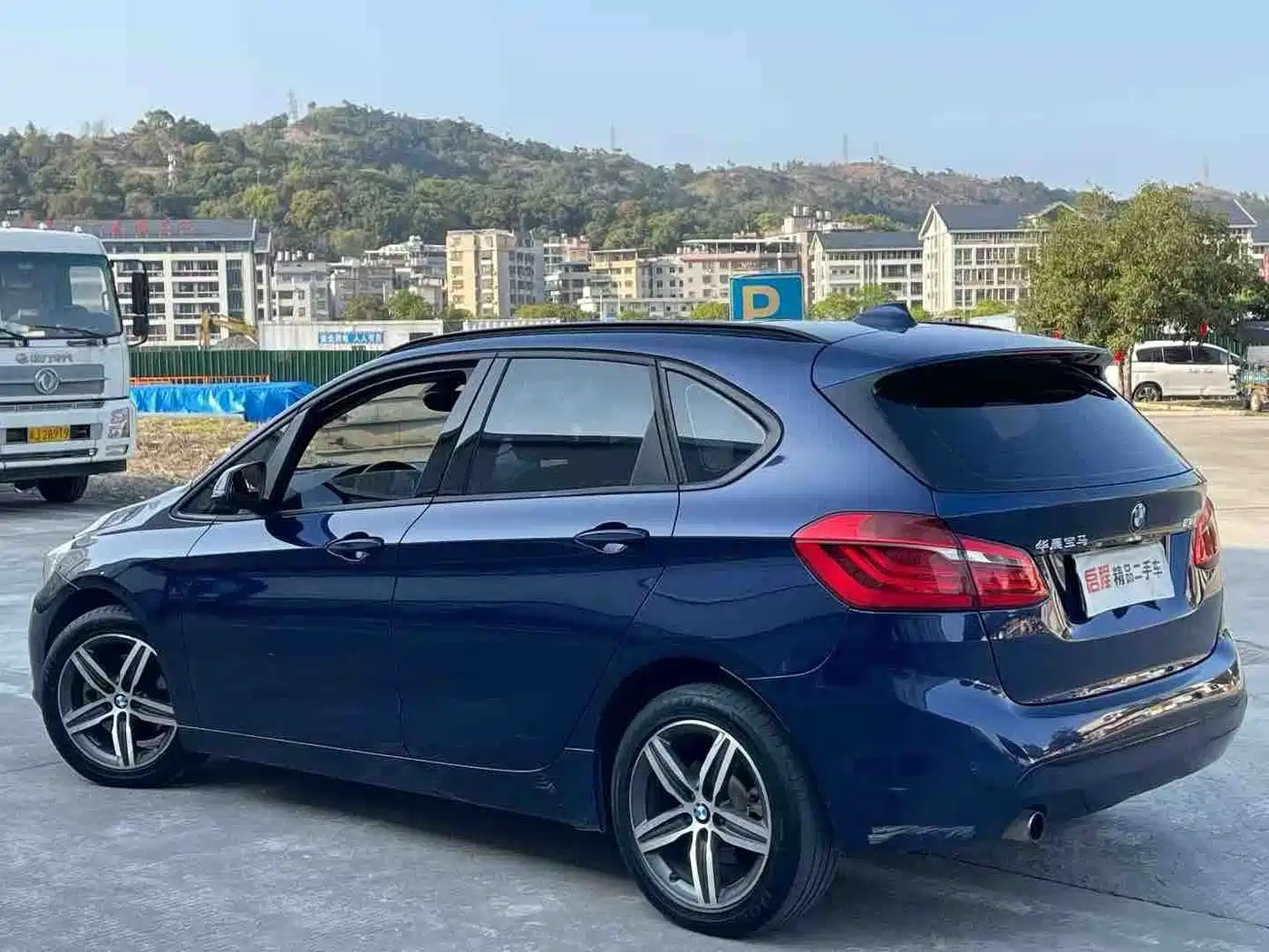 BMW 2 Series Touring 2016 2016 218i Sport Design Package