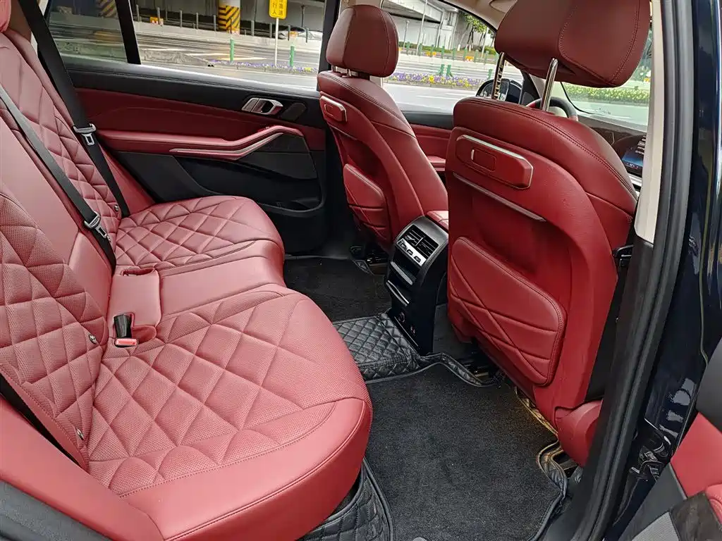 BMW X5 2023 xDrive 30Li M Sport Package фото 10