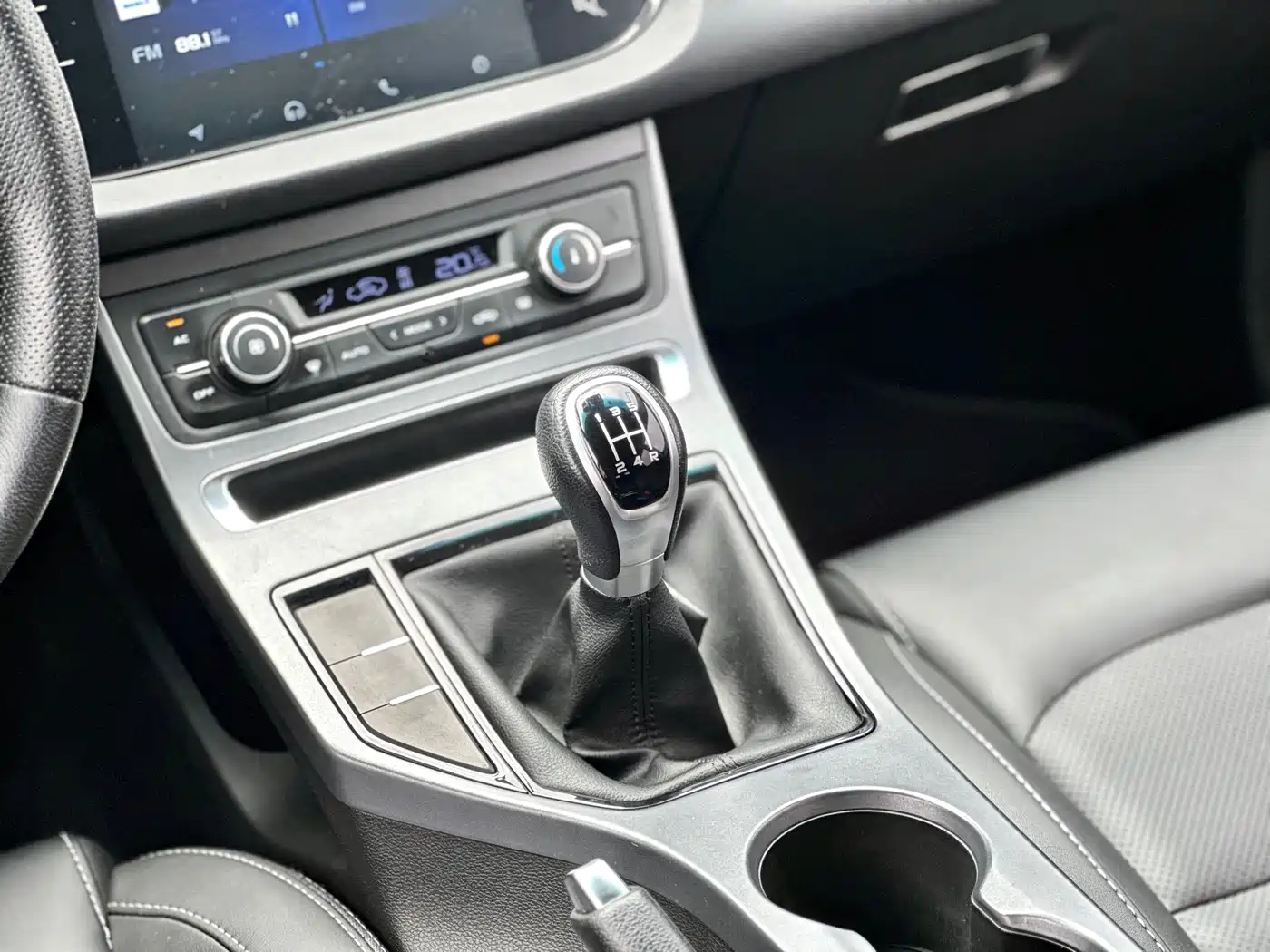Geely Vision S1 2018 2018 1.5L Manual Sharp Speed