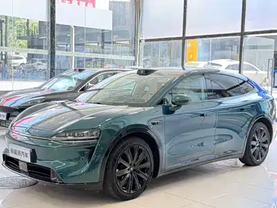 Luxeed R7