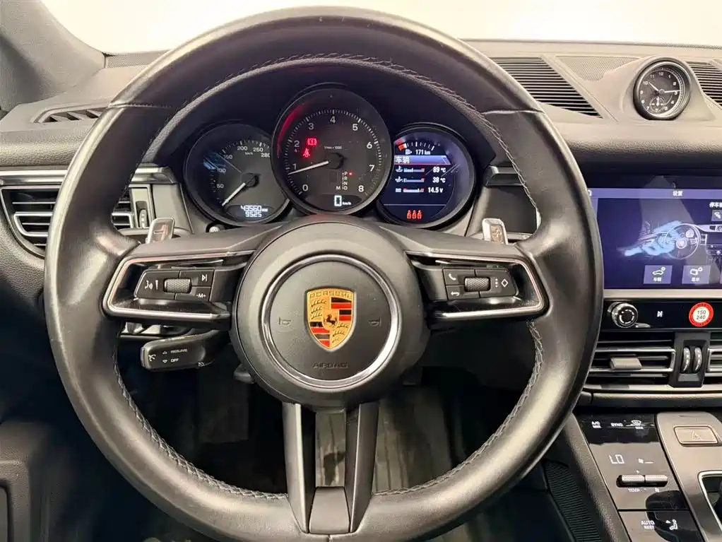 Porsche Macan 2023 Macan 2.0T фото 14