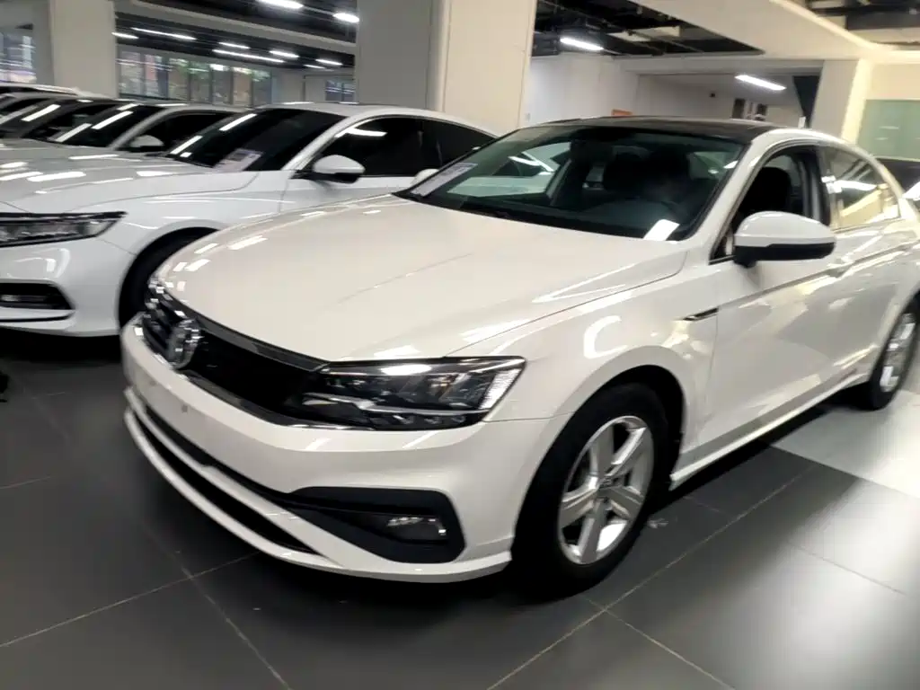 Volkswagen Lamando