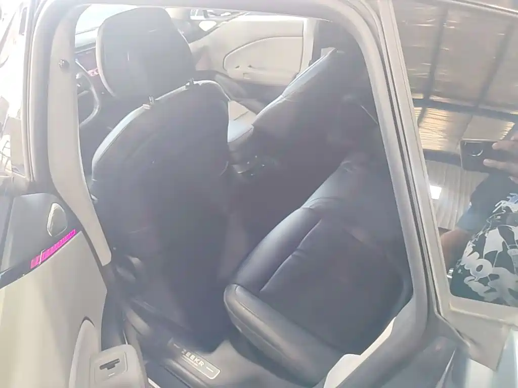 ZEEKR 007 2024 2025 Long Range RWD Smart Driving 100kWh