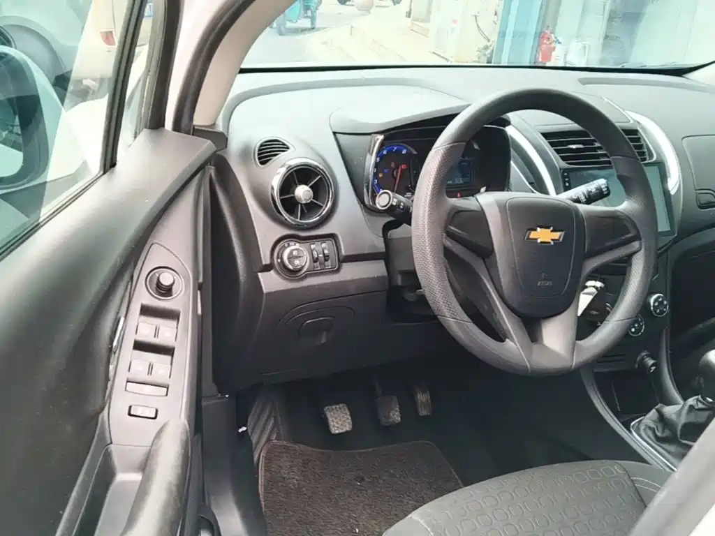 Фото 16 - Chevrolet Trax