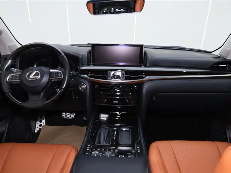Lexus LX 2017 570 Peak Special Limited Edition фото 14