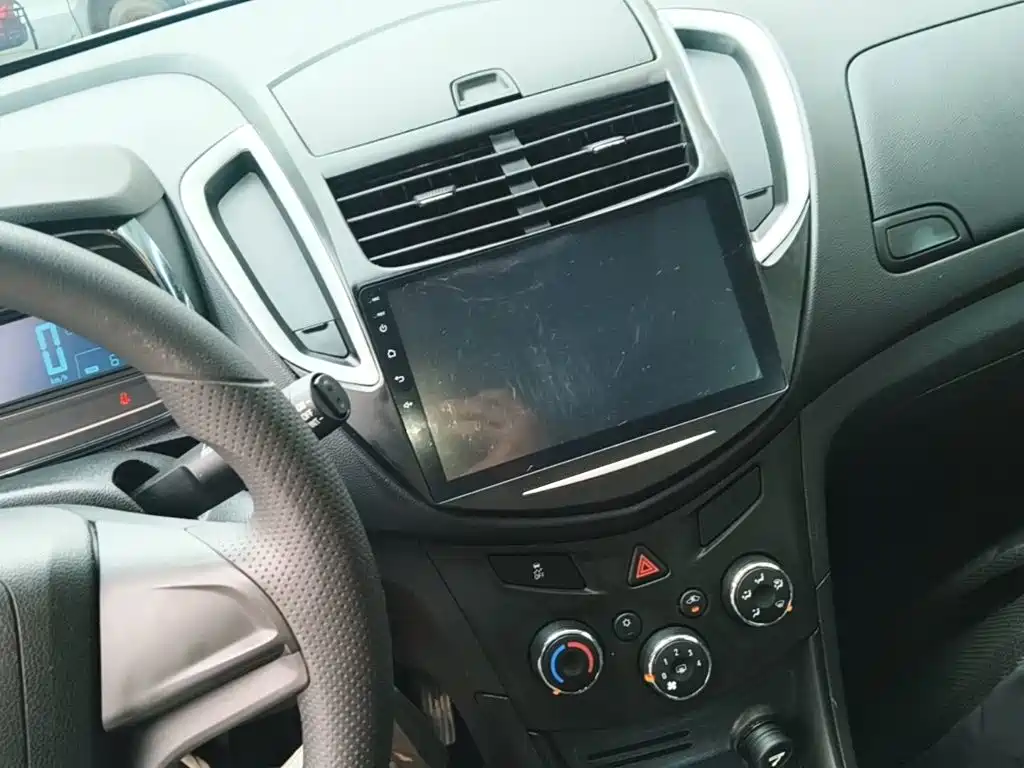 Фото 13 - Chevrolet Trax