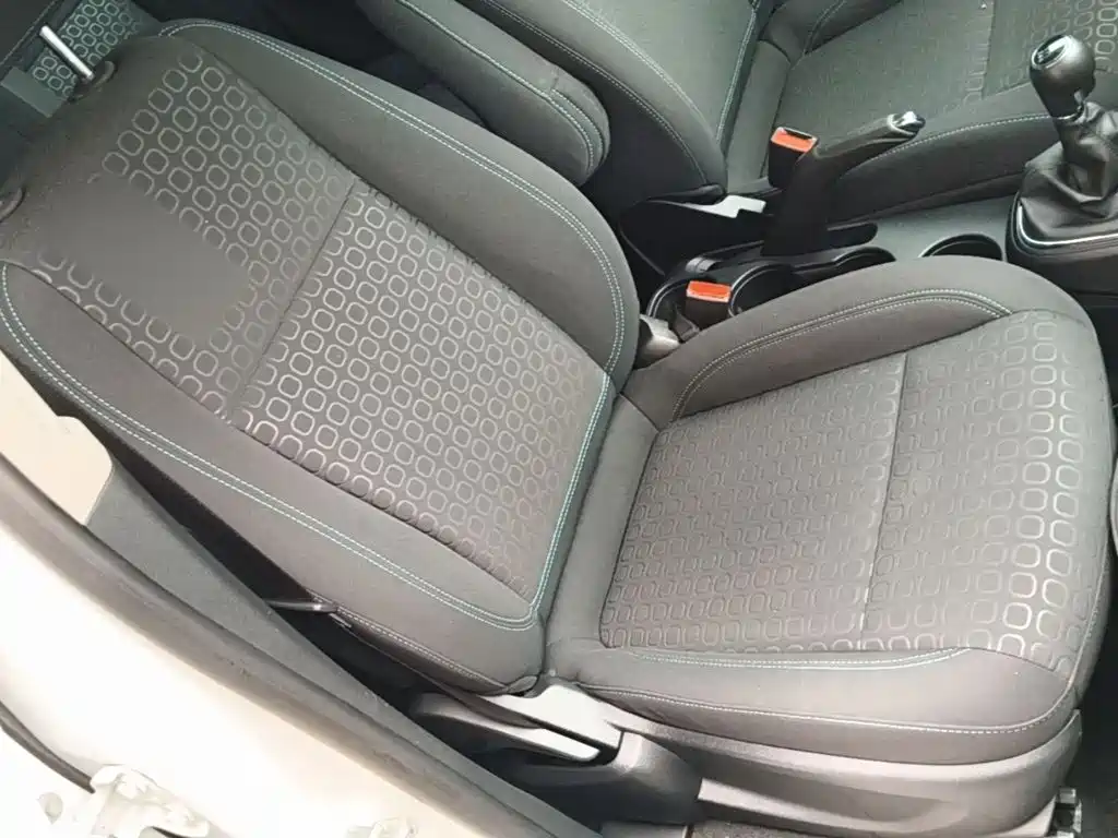 Фото 25 - Chevrolet Trax
