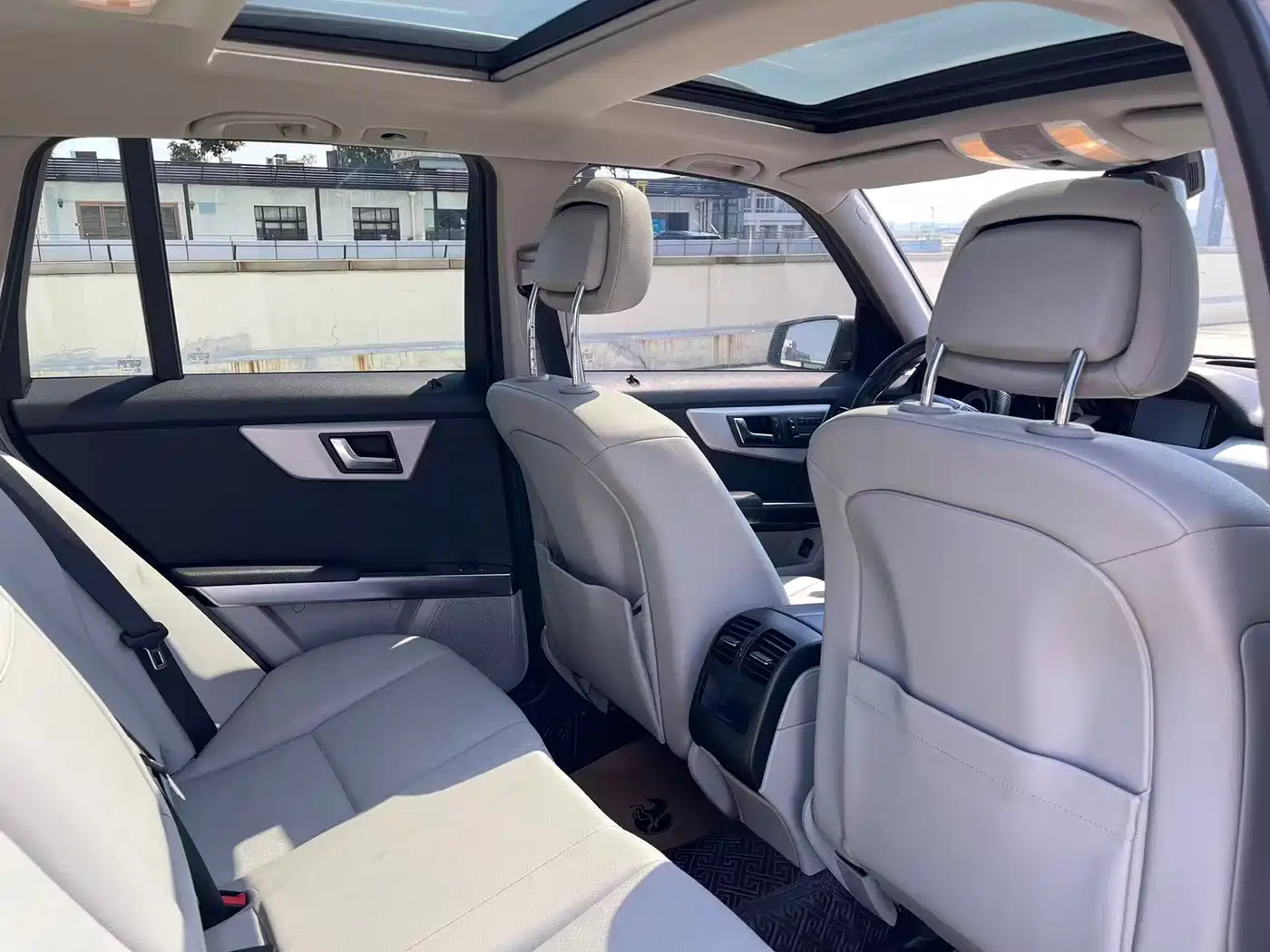 Mercedes-Benz GLK-Class 2013 GLK 300 4MATIC Dynamic Sunroof фото 15
