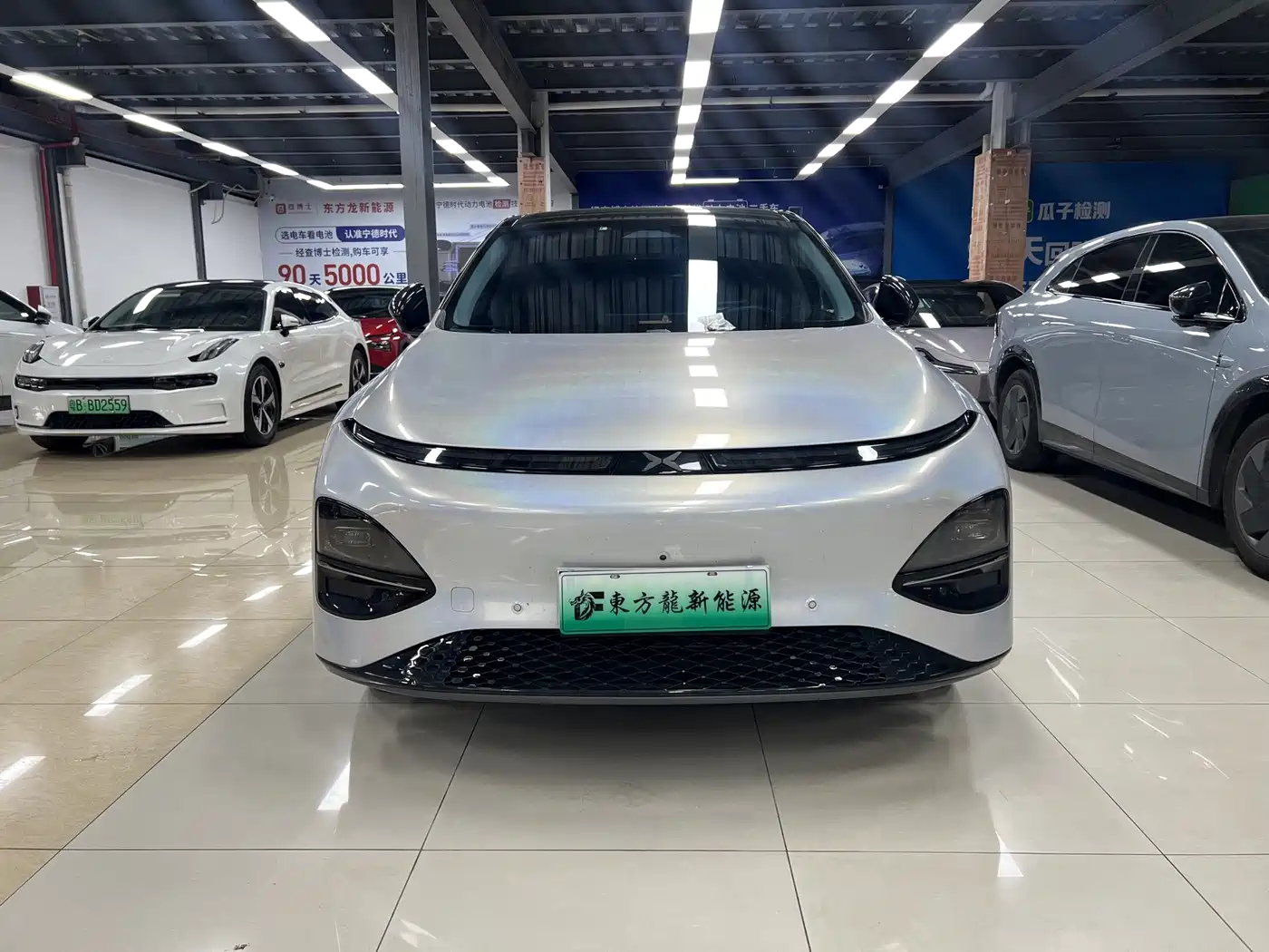 Фото 2 - XPeng G6