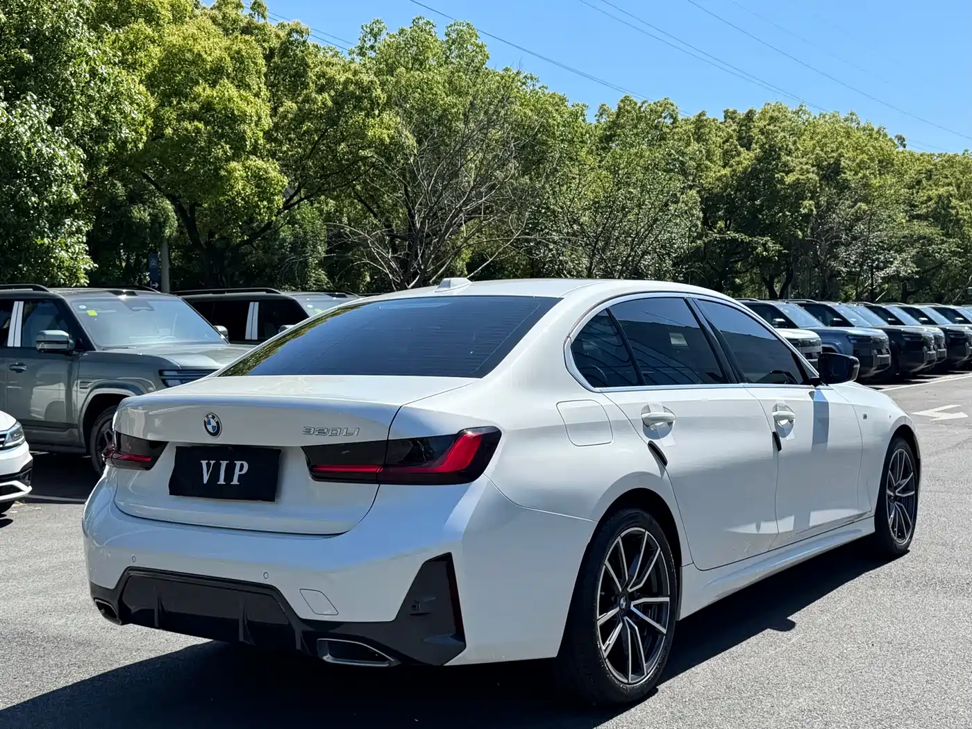 BMW 3 Series 2023 320Li M Sport Package фото 18