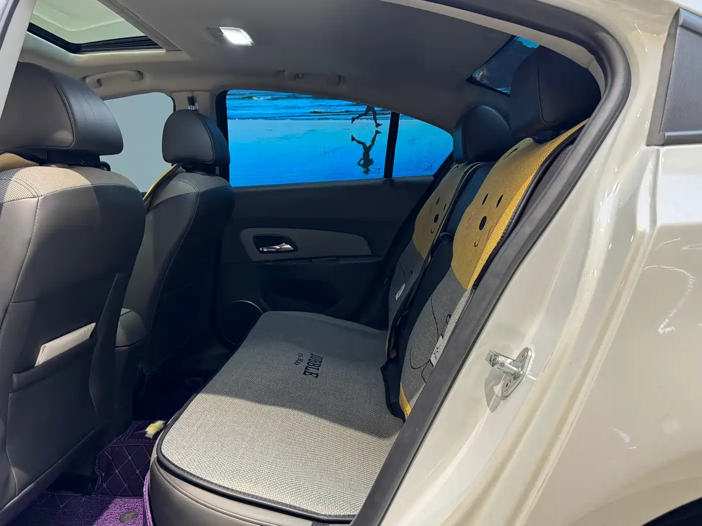 Chevrolet Cruze 2013 Model 1.8L SE AT фото 11