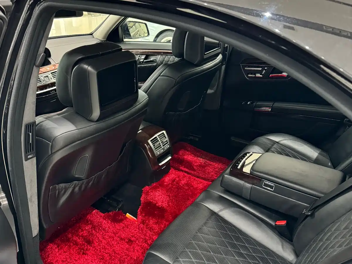 Mercedes-Benz S-Class AMG 2010 AMG S 65 фото 12