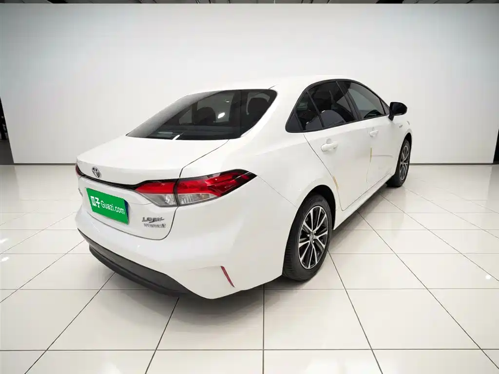 Toyota Levin 2023 Smart Hybrid 1.8L Luxury фото 7