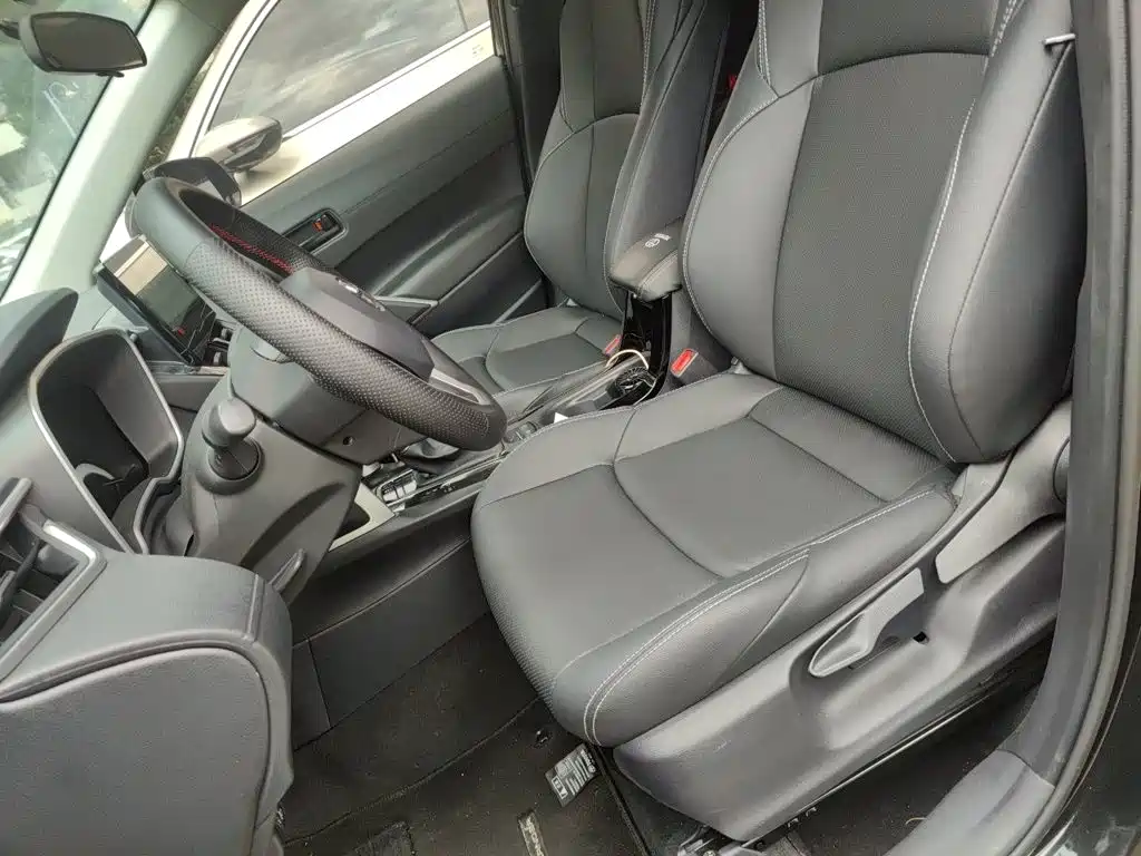 Toyota Frontlander 2025 2024 2.0L CVT Elite Plus Edition