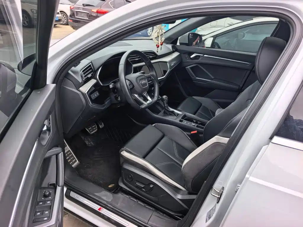 Audi Q3 2024 2024 35 TFSI Fashion Sport