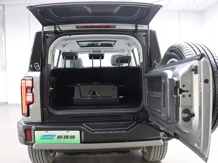 BAIC ORV Beijing Off-Road BJ40 Range Extender 2025 Standard Edition фото 28
