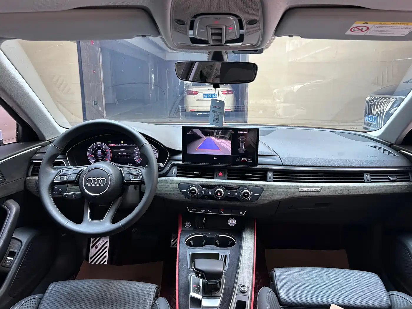 Audi A4L 2020 40 TFSI Fashion Dynamic Edition фото 19