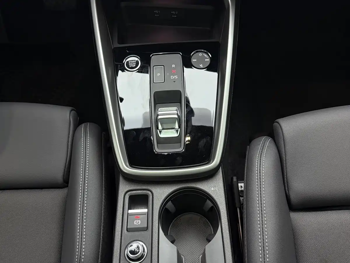 Audi A3 2023 A3L Limousine 35 TFSI Fashion Sport фото 11