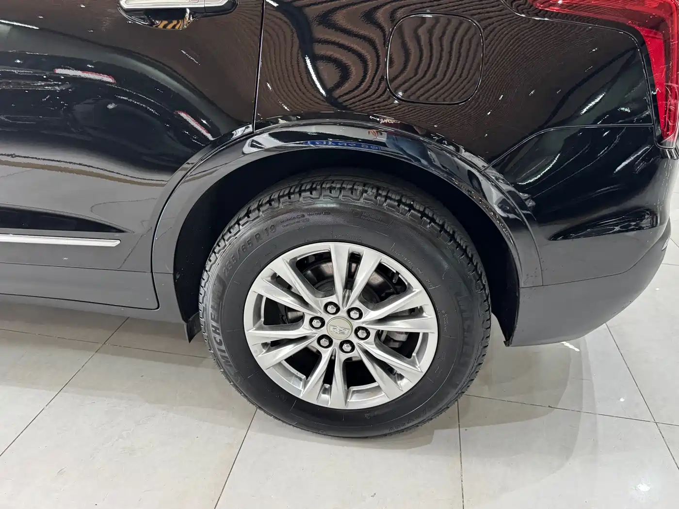 CADILLAC XT5