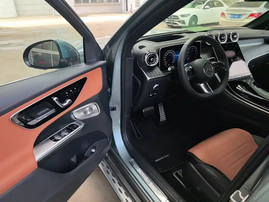 Mercedes-Benz GLC 2025 GLC 300 L 4MATIC Luxury 5-seater фото 13