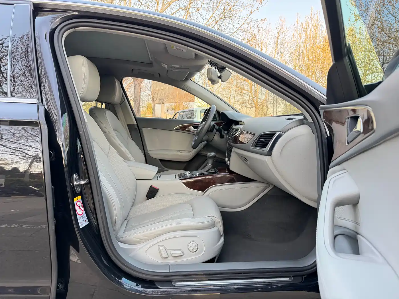 Audi A6L 2014 35 FSI Comfort фото 16
