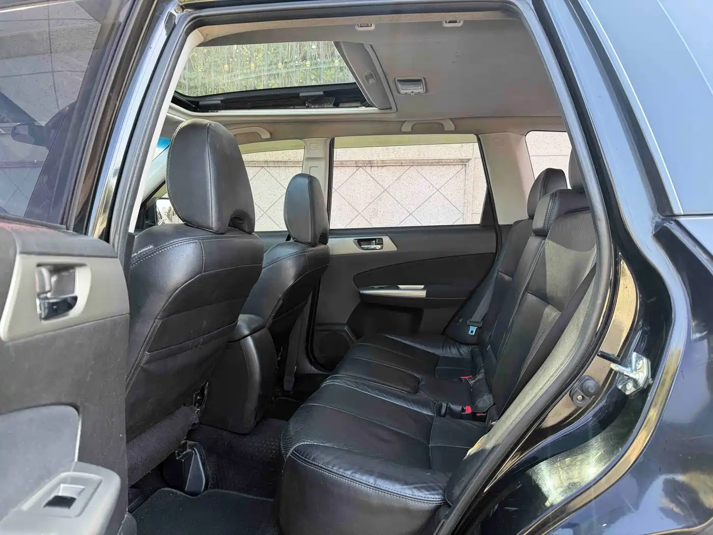 Subaru Forester 2010 2.0XS Automatic Luxury Edition фото 7