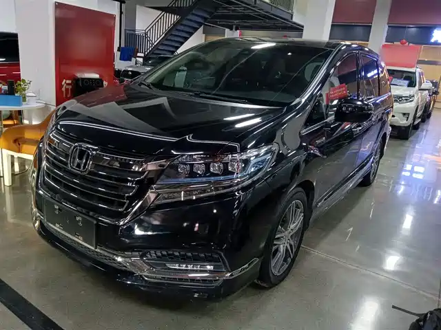 Honda Elysion 2019 2.0L Hybrid Luxury Edition
