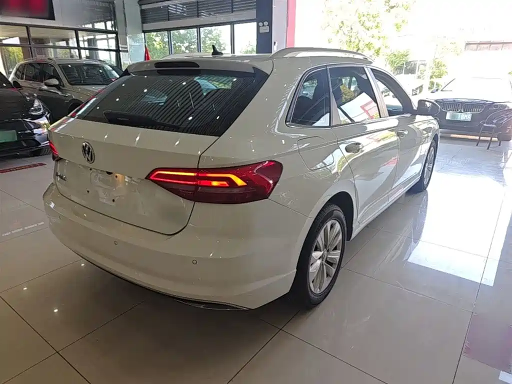 Volkswagen Lavida 2018 Hatchback 280TSI DSG Comfort Edition China V фото 7