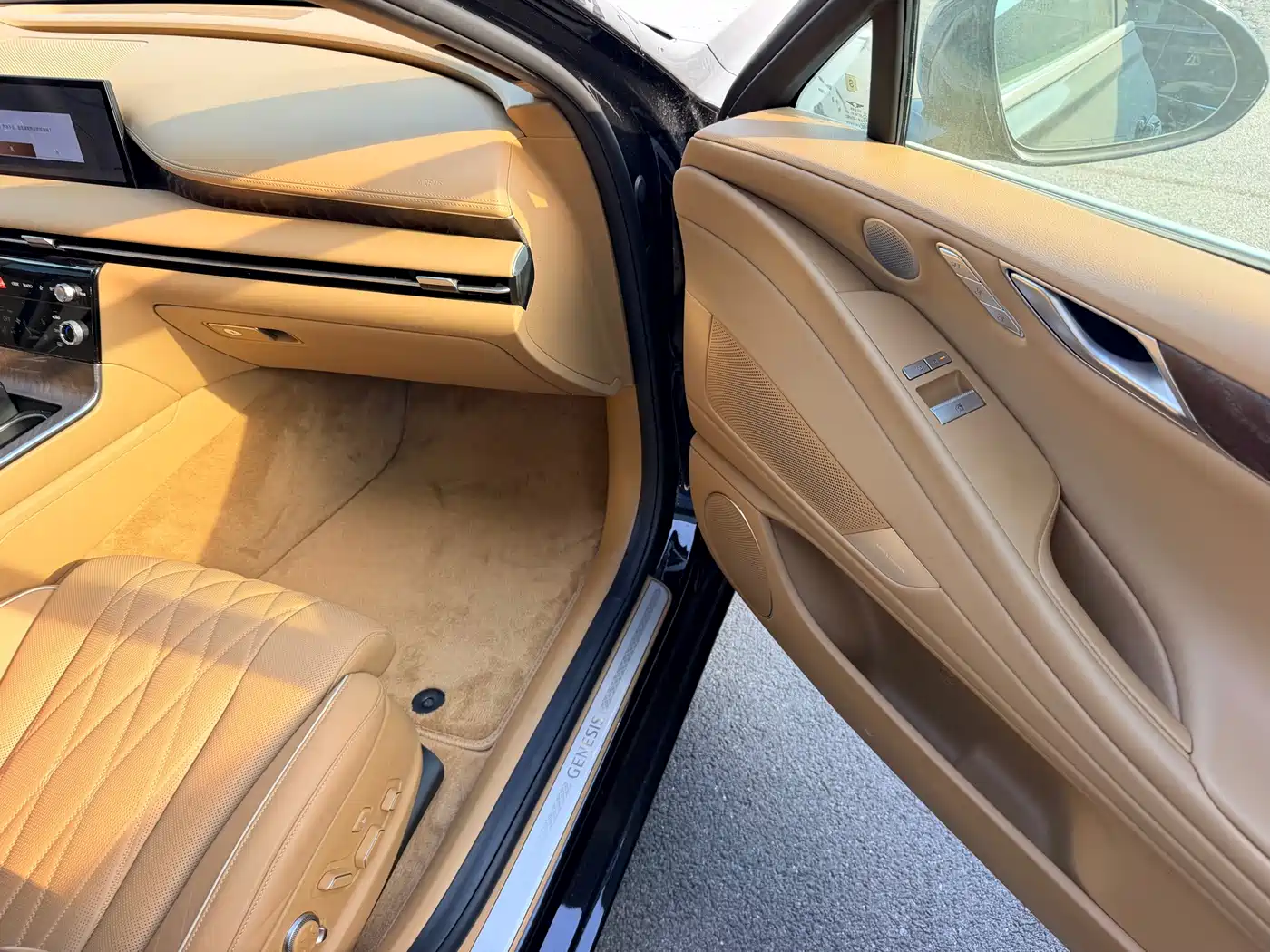 Genesis G80 2025 2024 2.5T 4WD Flagship Edition