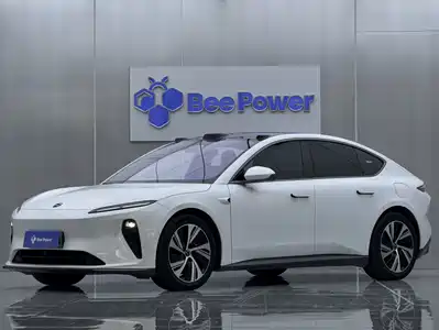 NIO ET5