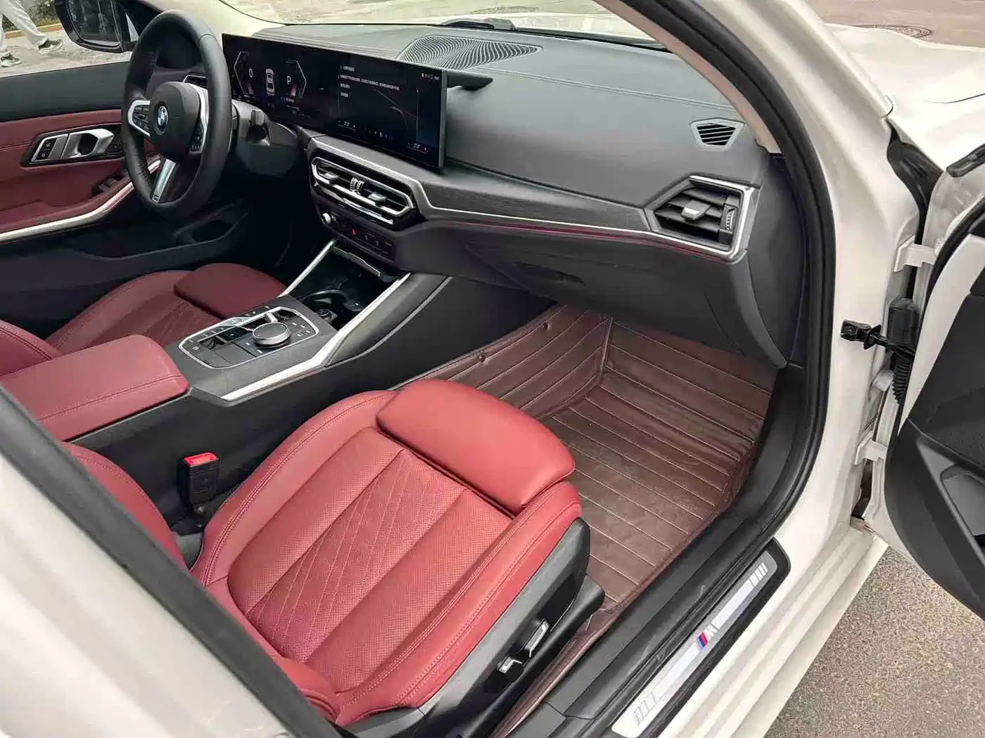 BMW 3 Series 2023 325i M Sport Package фото 17