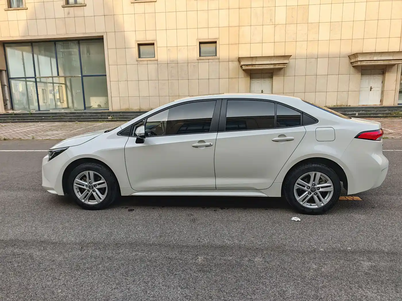 Toyota Levin 2019 185T CVT Luxury Edition China V фото 5