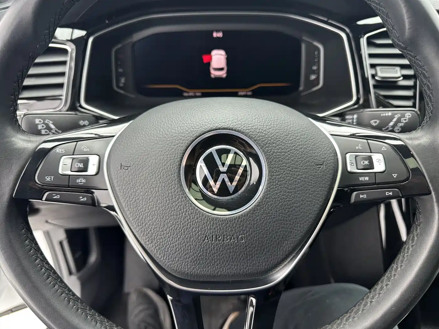 Volkswagen T-ROC 2021 280TSI DSG 4WD Luxury Connected фото 14