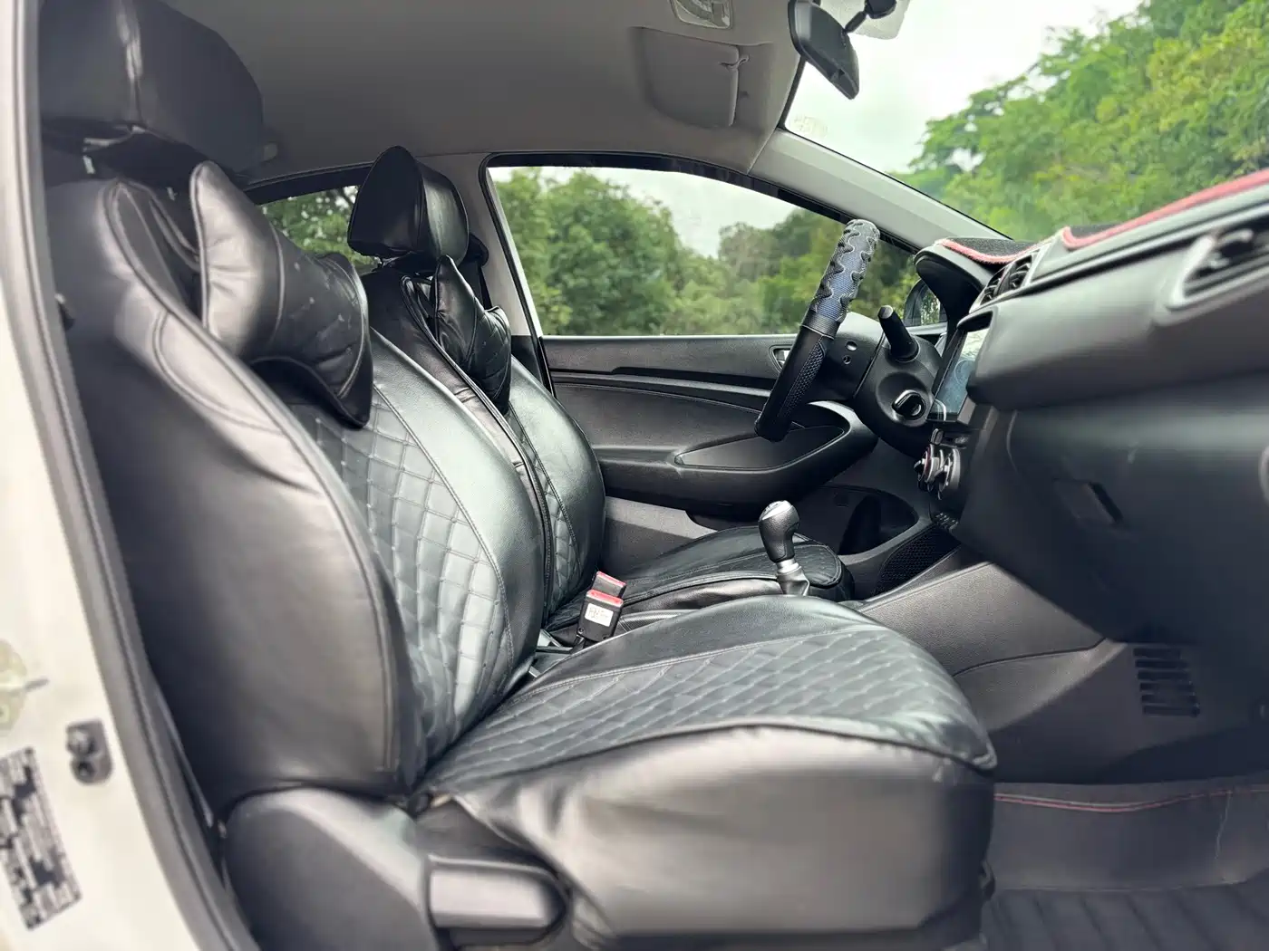 Hyundai Verna 2017 1.4L Manual Color Edition (China V) фото 15