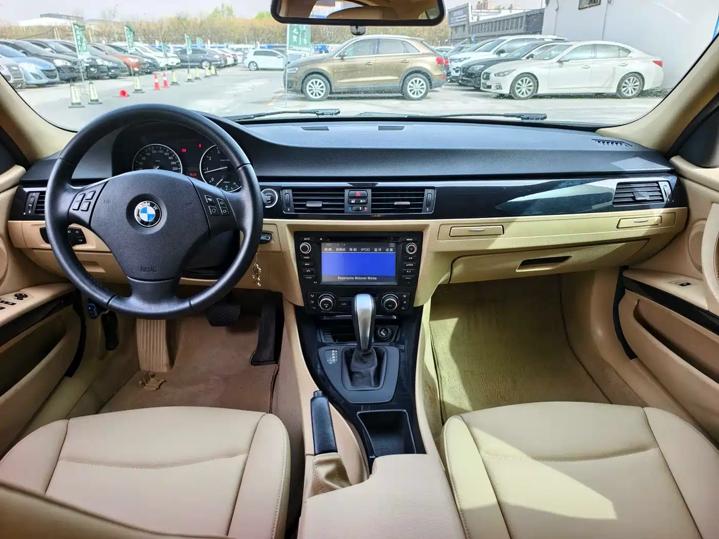 BMW 3 Series (Import) 2012 318i Leading фото 11