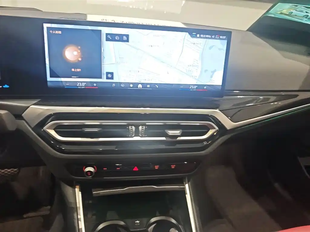 BMW 3 Series 2023 330i M Sport Shadow Edition фото 20