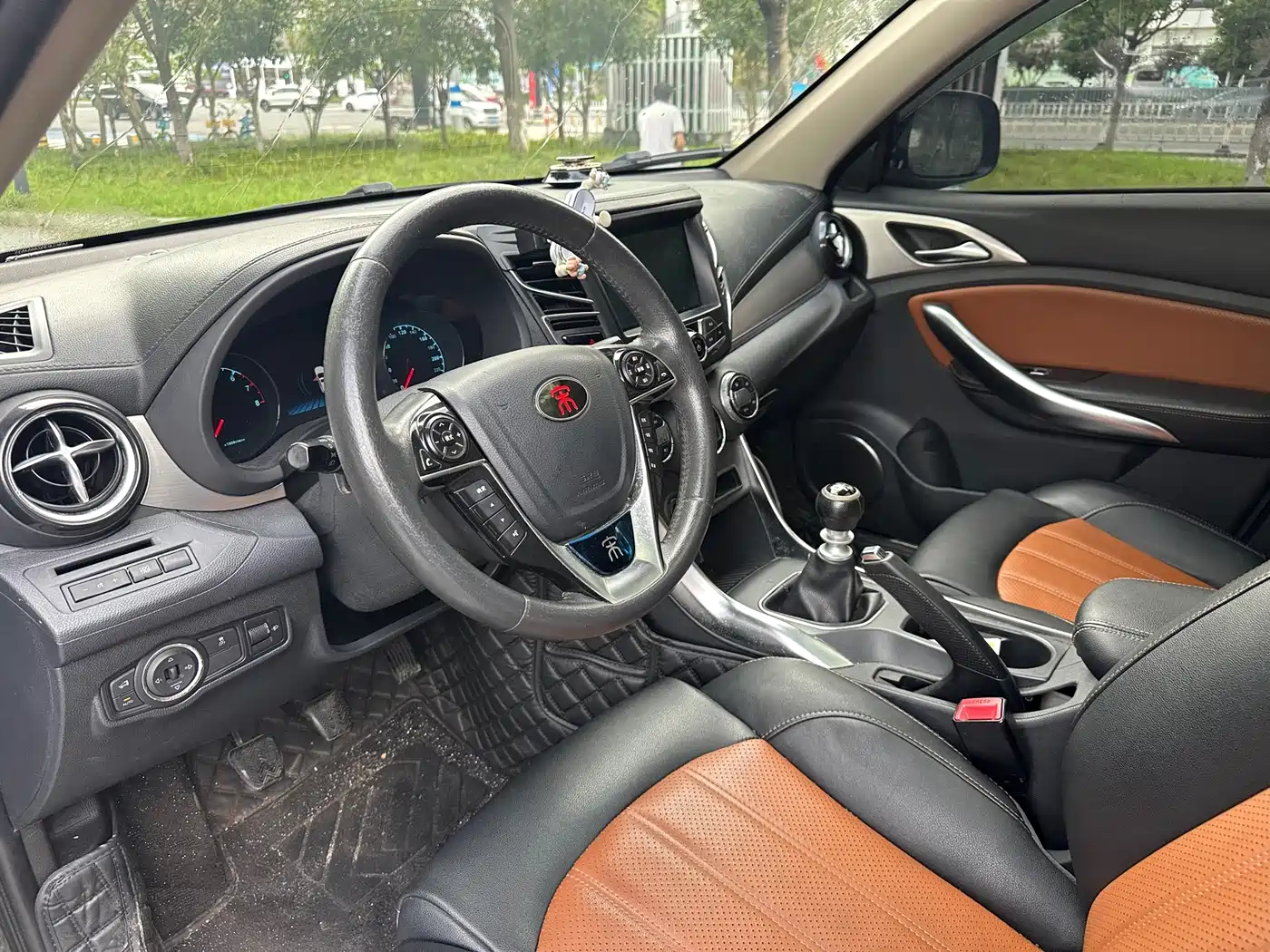 BYD Song 2016 2016 1.5TI Manual Premium