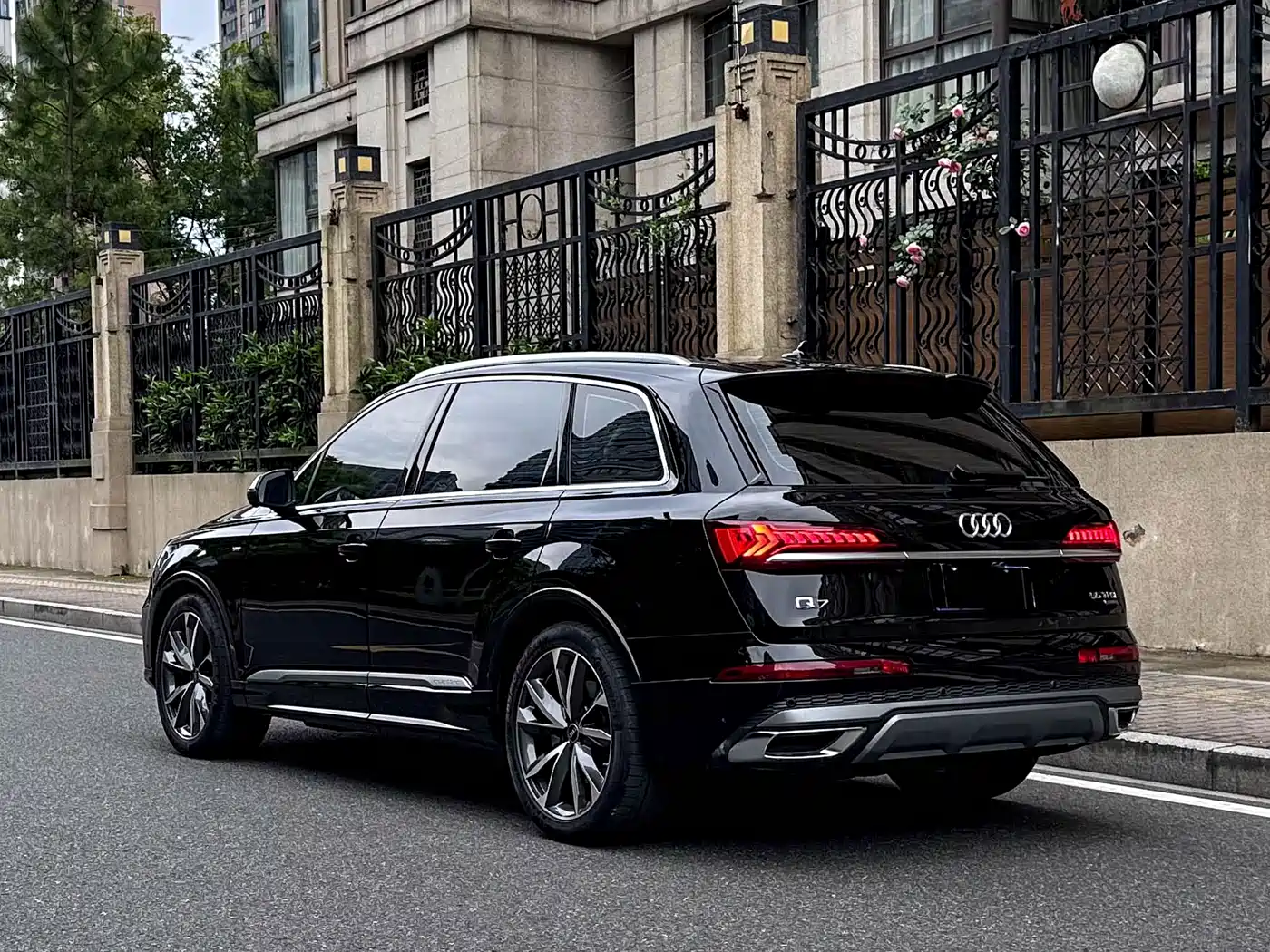 AUDI Q7