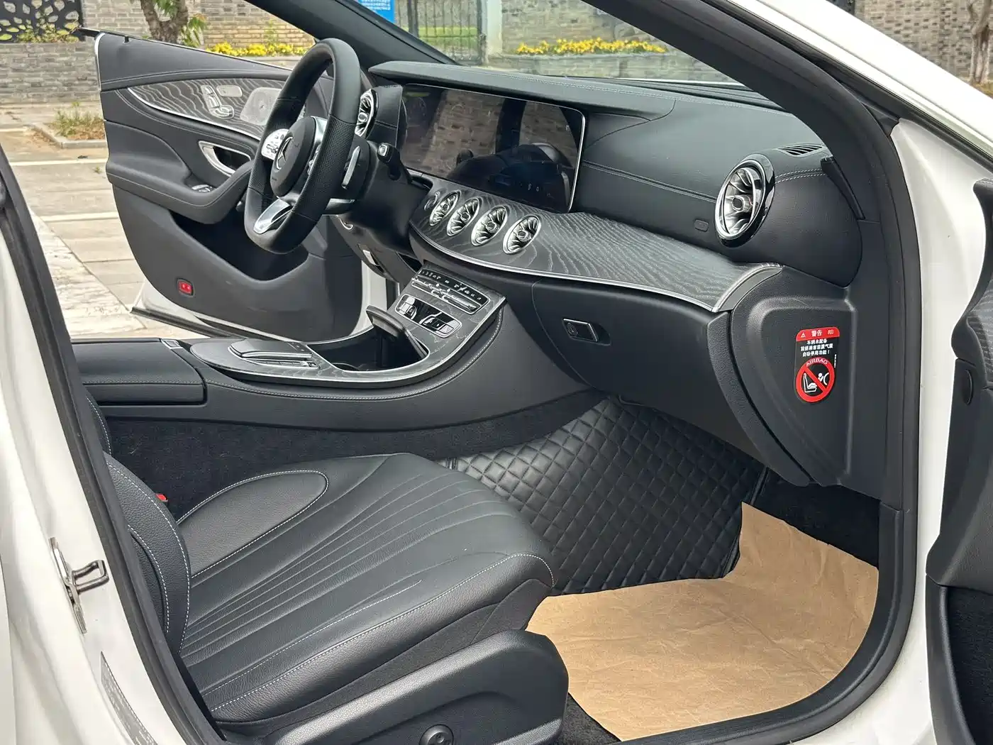 Mercedes-Benz CLS 2022 CLS 300 Luxury фото 7